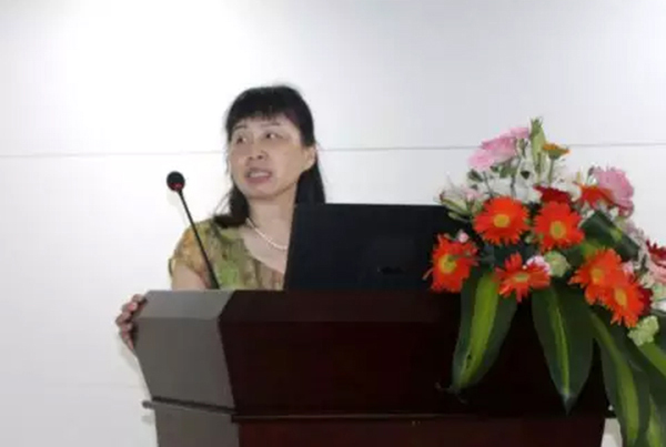 娄小(xiǎo)波教授.jpg 娄小(xiǎo)波教授.jpg